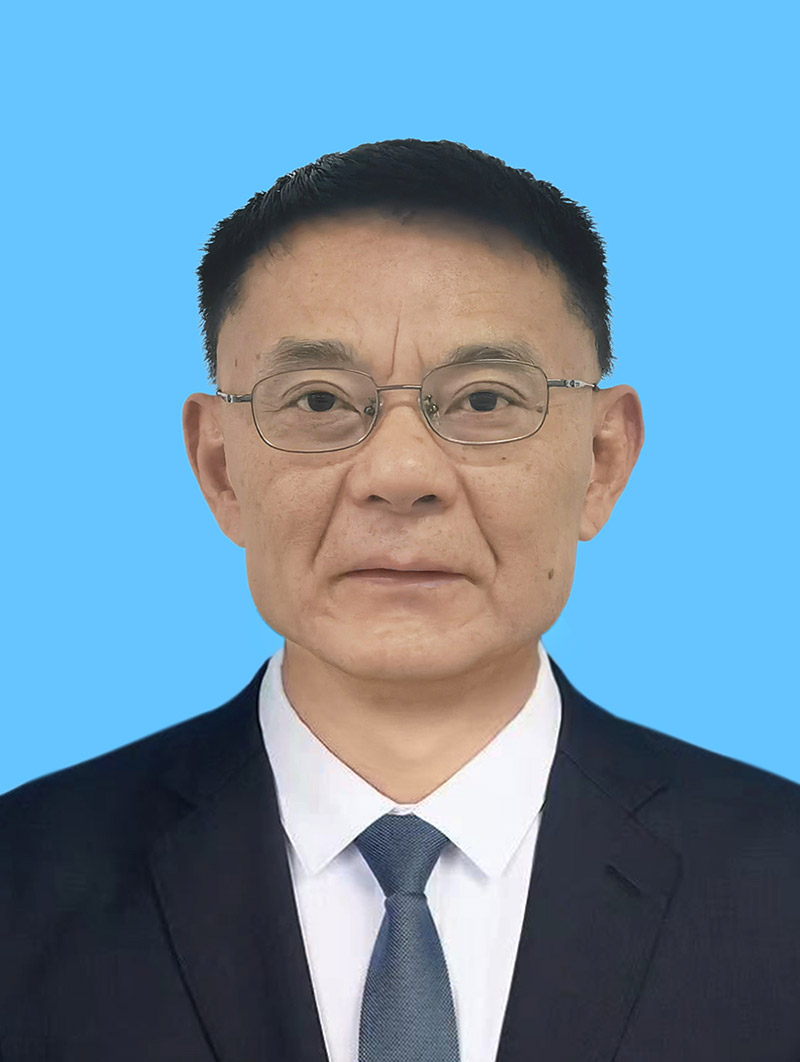 冯涛照片.jpg