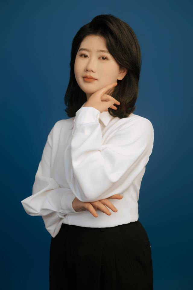 陈语晗_照片.jpg